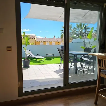 Cms Center Penthouse With Sunny Terrace & Parking Apartment *