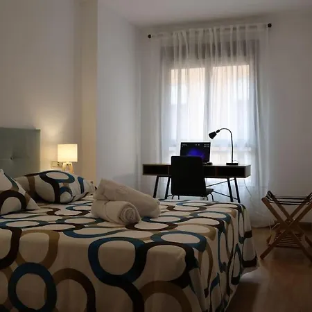 Cms Center Penthouse With Sunny Terrace & Parking Apartment Malaga
